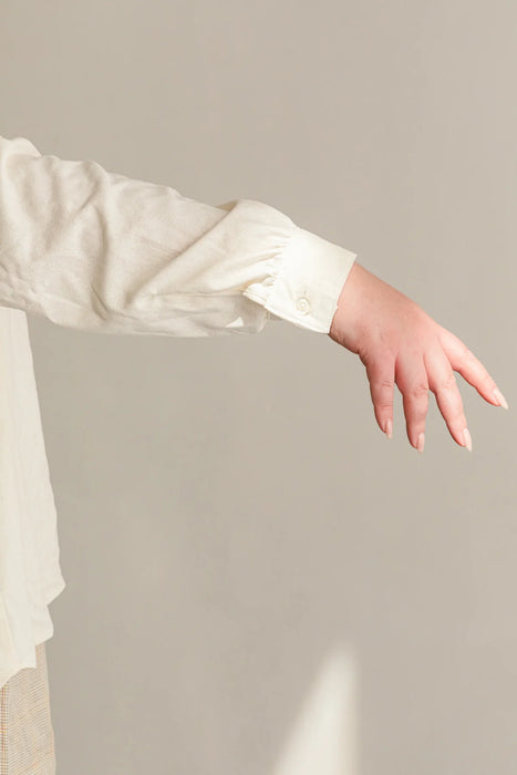 Butano Button Up