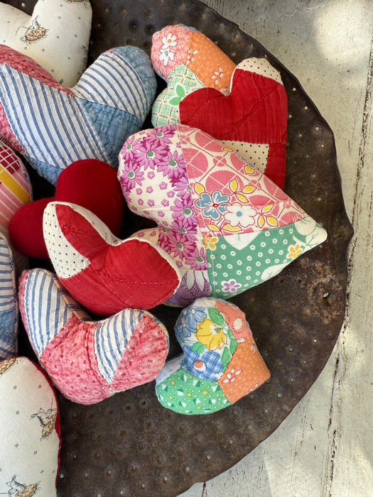 Vintage Cutter Quilt Hearts