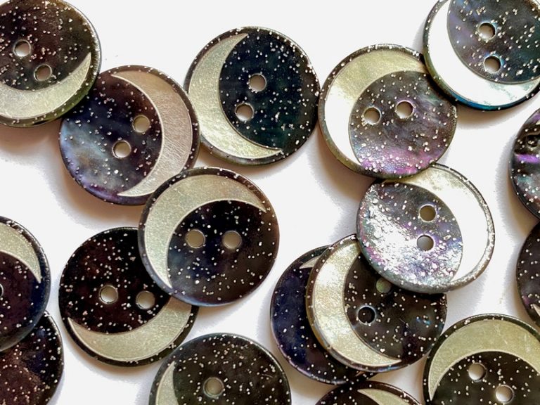 Shell Buttons