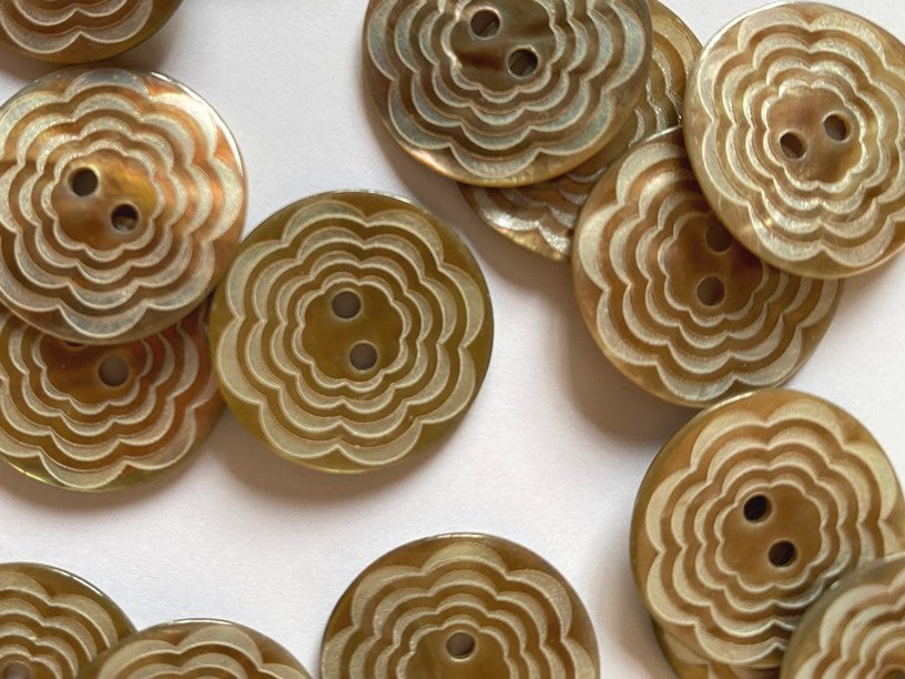Shell Buttons