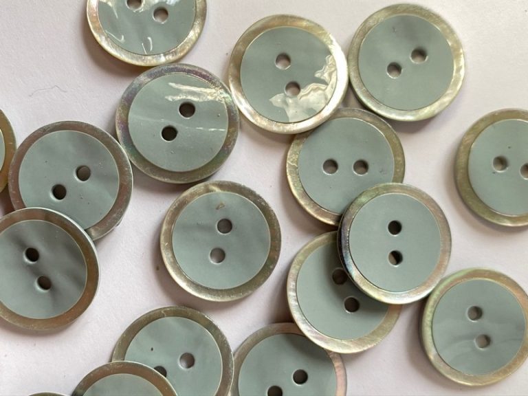 Shell Buttons