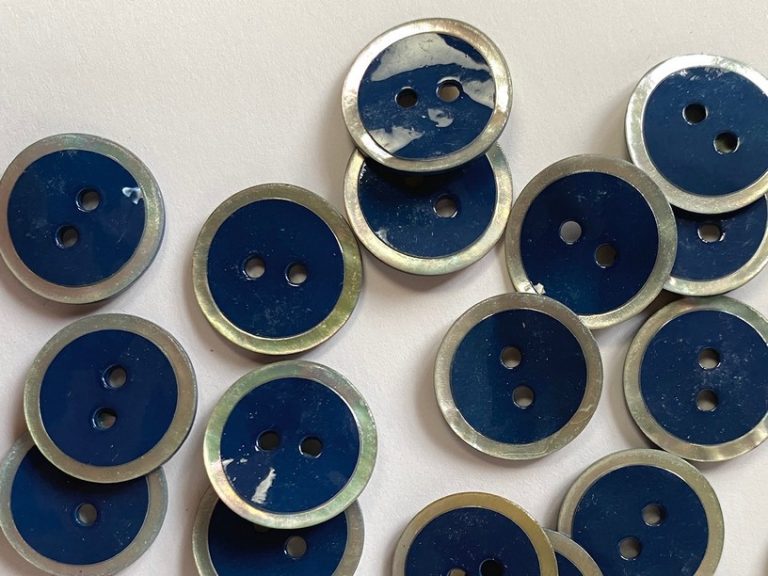 Shell Buttons