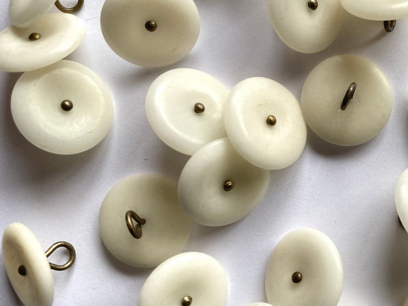 Corozo Buttons