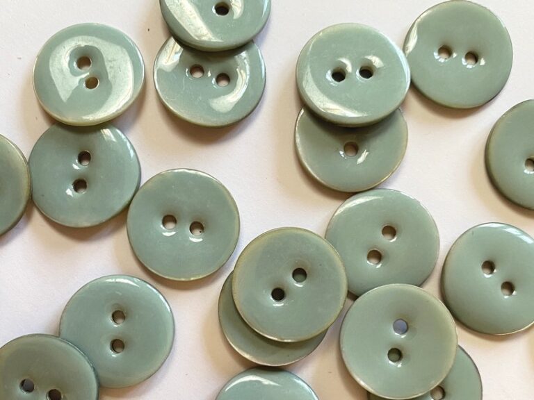 Shell Buttons