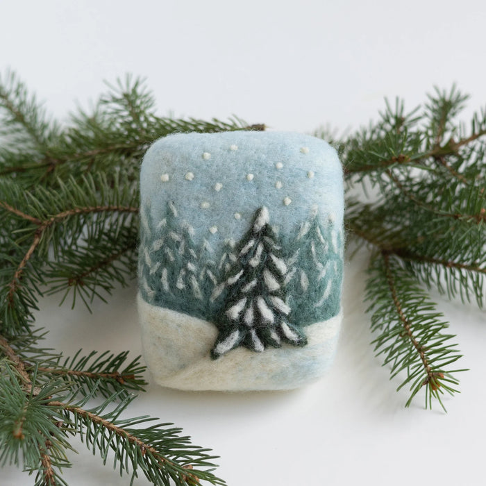Snowy Pines Mini Needle Felting Kit