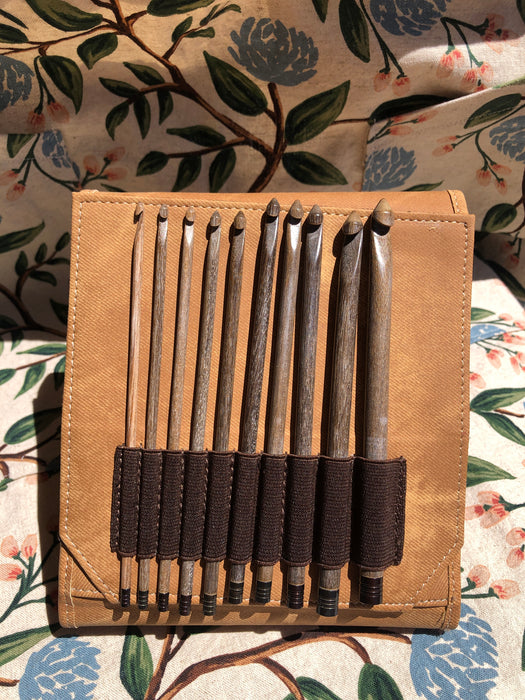 Driftwood and Umber 6" Crochet Hook Set